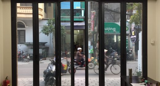 Những mẫu cửa nhôm Xingfa sẽ phù hợp cho hệ cửa đi chính của ngôi nhà?